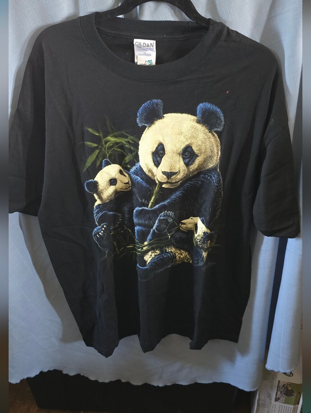 Gildans Natural Wondera Panda Tee